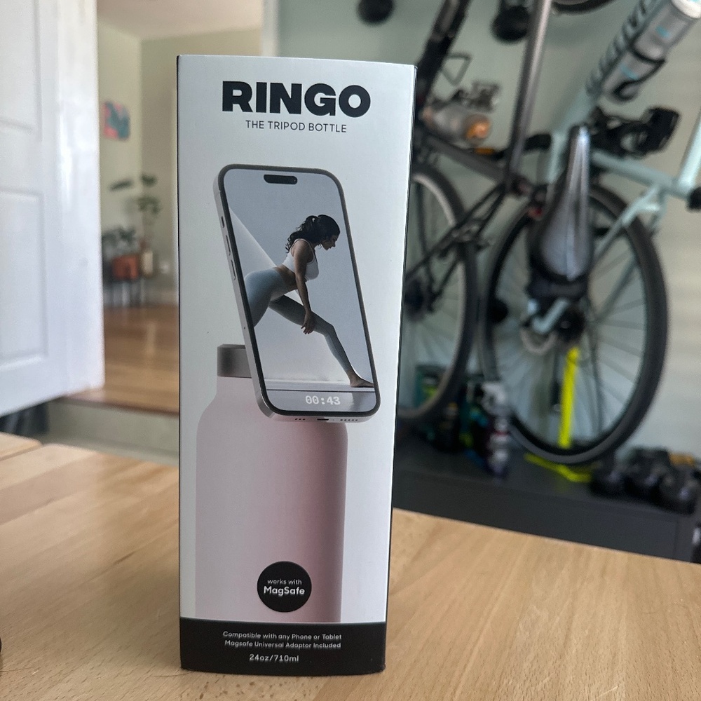 NWT Ringo Water Bottle + Free Magnetic Booster Ring 24oz pink